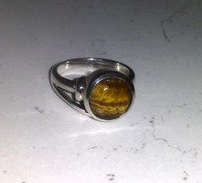 Bague en argent avec pierre oeil de tigre
