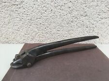 Ancienne pince à poinçonner