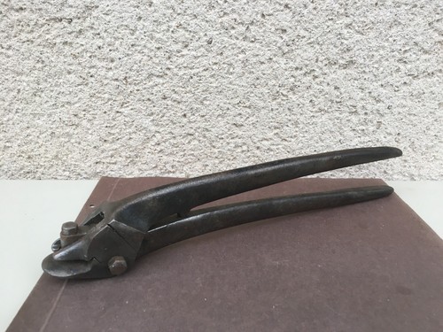 Ancienne pince poinçonner - pince,