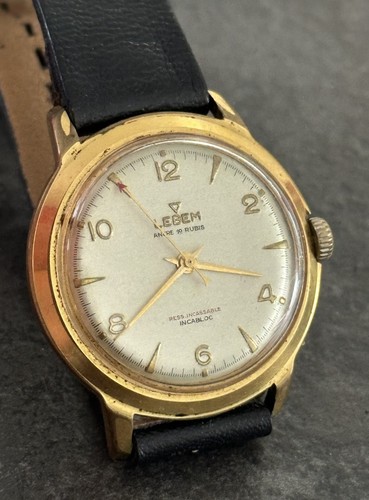Ancienne montre mecanique - ancienne,