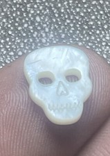 Ancien Petit Bouton Tête De Mort En Nacre