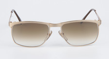 300€ Lunettes de soleil