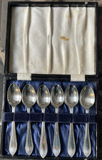 Coffret 6 cuillers à dessert