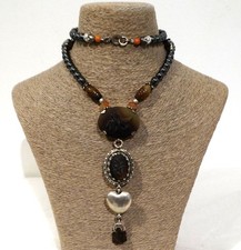 Collier sautoir pierres - en,