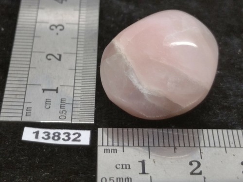 Petalite pierre roulee - petalite,