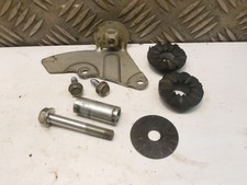 Tondeuse Honda HR214 - Moteur GXV120 - Support et fixation du réservoir