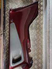 Carénage sous selle gauche de