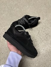 Ugg Lowmel Noir en taille 38