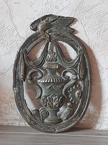 Ancienne grande décoration - grande, de