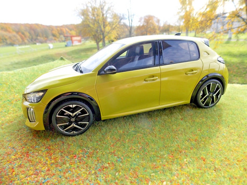 Peugeot 208 jaune agueda - peugeot, e-208