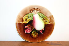 Assiette ancienne faience barbotine poire , trompe l'oeil