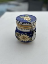 pot ancien émaillé motif