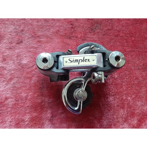 Derailleur arrière simplex