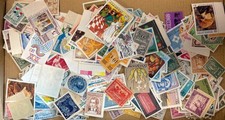 IMPORTANT VRAC DE TIMBRES NEUFS DU MONDE (ENVIRON 4500) ET QUELQUES BLOCS  #73