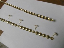 faux clous de tapissier 1 m bande de clous factices LAITONNE (couleur laiton)