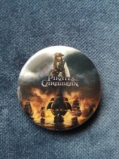 BADGE DISNEY PIRATES OF THE