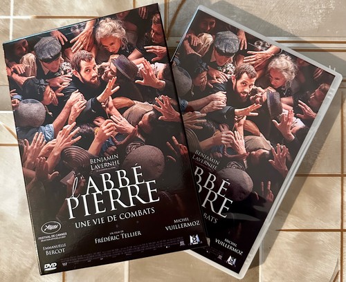 Abbé pierre une vie de - pierre,,