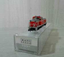KATO 703 diesel locomotive DE