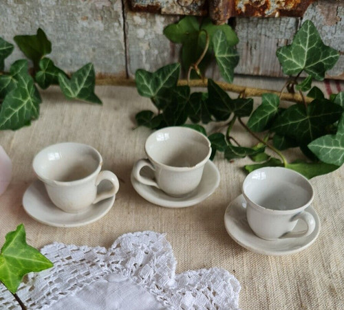 Ancienne dinette tasses - ancienne, sous