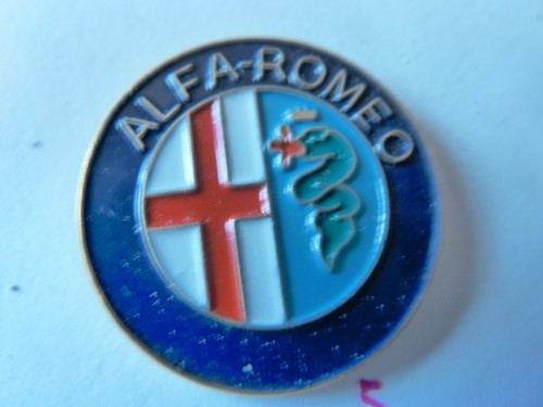 Pin voitures sigle - sigle, alfa