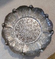 Vintage Plateau Oriental sur Pieds en Métal Argenté 32 cm Assiette Service Déco 