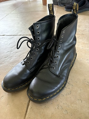 Martens black leather - black,