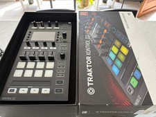 traktor D2