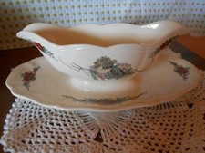 1 Saucière en SARREGUEMINES /