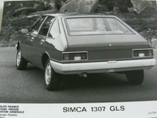 1 photo  / presse CHRYSLER