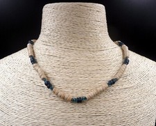 Collier surf en bois pour