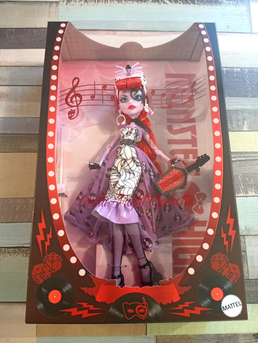 Outta fright operetta monster - fright,