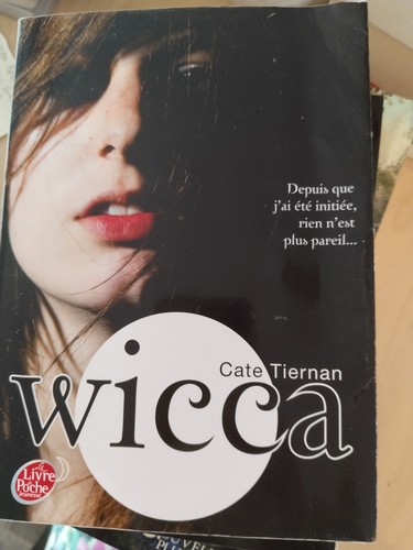 Wicca tome cate tiernan - tome, de