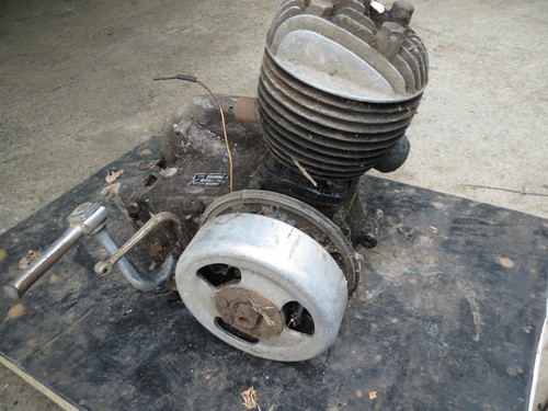 Ancien moteur moto ou - de,