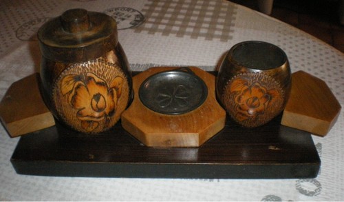 Anciens pots tabac - à,