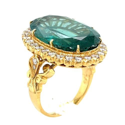 18k 37ct vert naturel - 17.37ct,