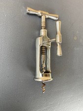 Ancien tire bouchon à crémaillère.