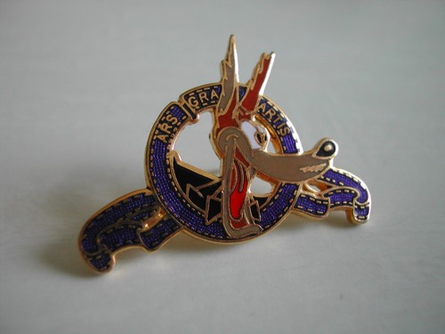 Pin émaillé warner bros - bros,