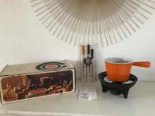 19 ⚜️ Ancien Service à Fondue Bourguignonne Le Creuset en Fonte Émaillée Vintage