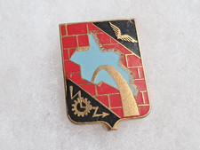 Un insigne militaire Air " BASE AERIENNE 165 / BERLIN " A 962.