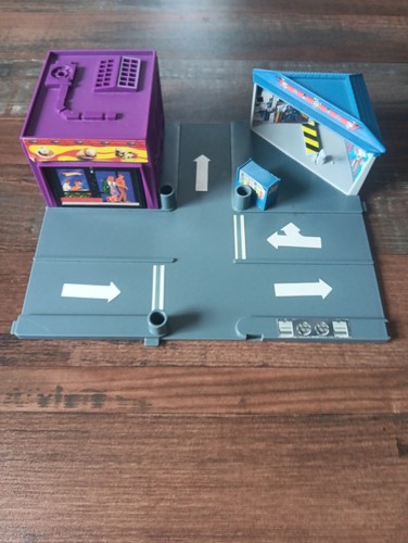 Mattel hot wheels mega city - wheels,