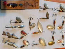 lot de 15 leurres  de pêche.Cuilleres  Ancien
