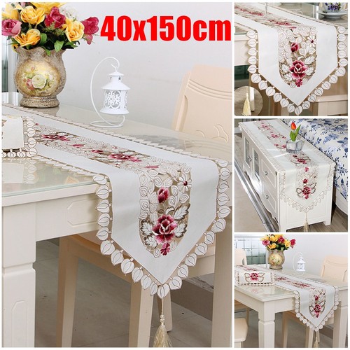 Nappe brodée dentelle - , chemin