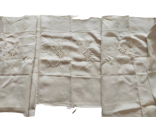Piece drap brode lin - de,