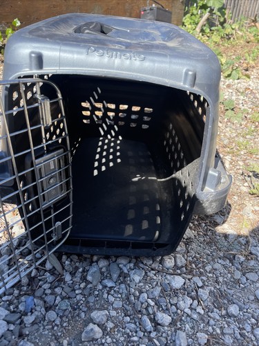 Pet kennel air petmate - petmate, sky