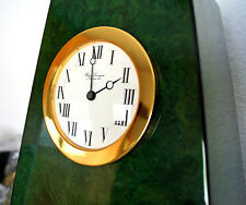 Grande Pendule À Poser Quartz HOUR LAVIGNE - Plaqué Or -  Bois Laqué Vert / Noir