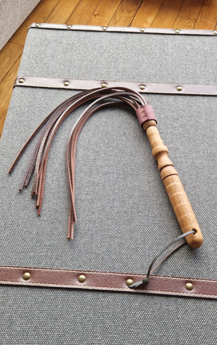 Martinet neuf cuir bois - cuir,