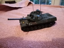 Belle maquette du char allemand LEOPARD 1  au 1/35