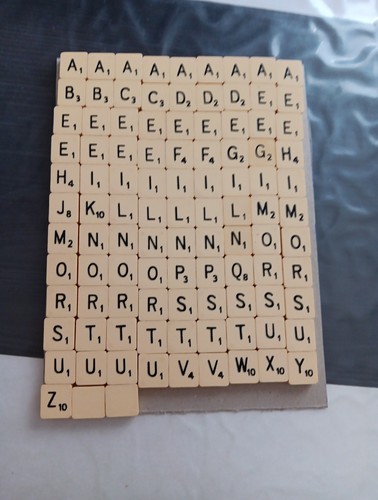 Lettres scrabble - de, (102)