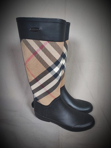 Burberry boots - burberry,