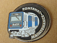 pin's pins badge. train SNCF